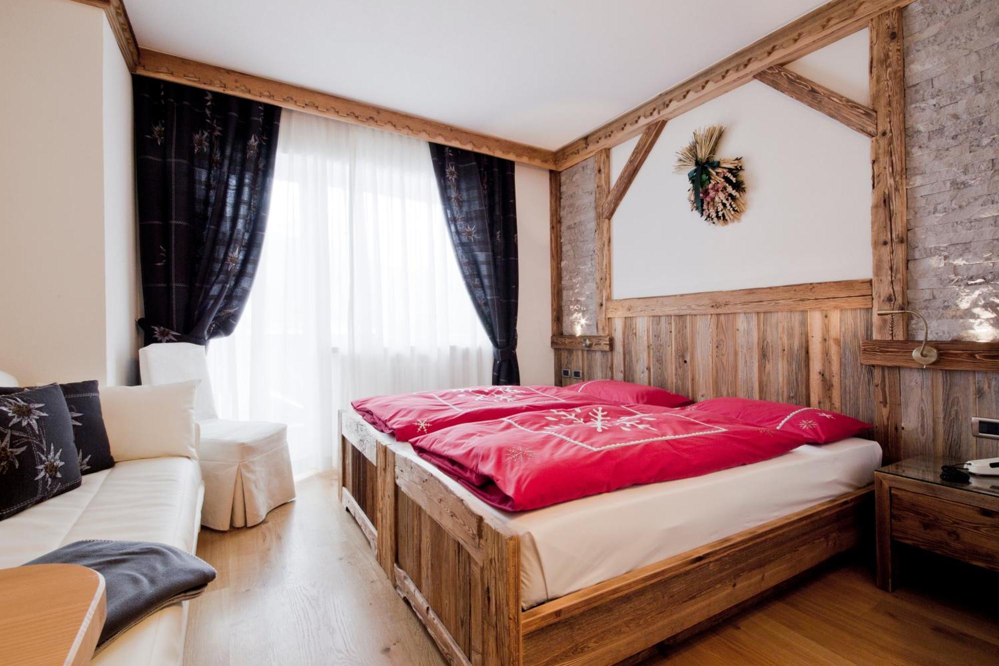 Alpenhotel Panorama Campitello di Fassa Dış mekan fotoğraf
