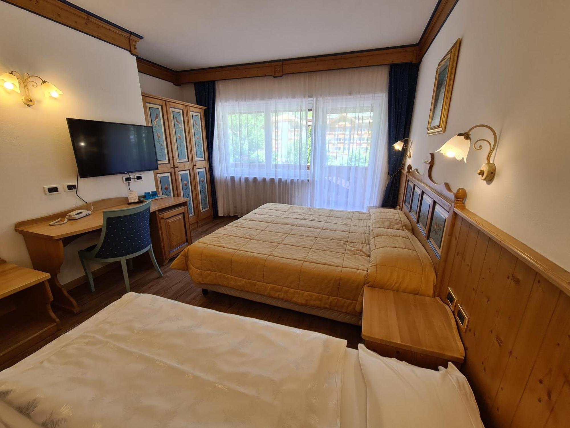 Alpenhotel Panorama Campitello di Fassa Dış mekan fotoğraf